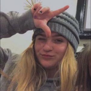 Meet your Posher, Kelsey